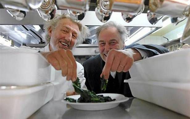 Po prawej jeden z twórców kuchni molekularnej, Hervé This