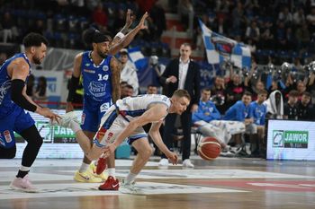 Co za odpowiedź Twardych Pierników! Anwil Włocławek znokautowany w Arenie Toruń. Gramy dalej o półfinał