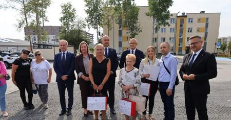 Lublin: 121 nowych mieszkań komunalnych na Felinie. Pierwsze rodziny otrzymały klucze