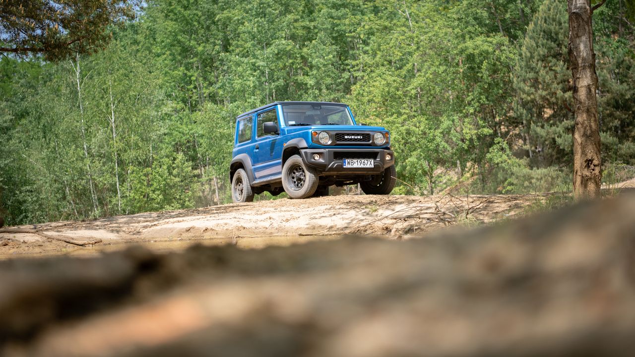 Test: Suzuki Jimny 1.5 VVT – przetrwać za wszelką cenę