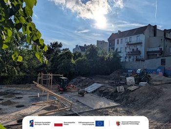 Chełmża remontuje ulicę Łazienną. Amfiteatr przeszedł metamorfozę, powstanie też nowoczesny plac zabaw