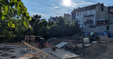Chełmża remontuje ulicę Łazienną. Amfiteatr przeszedł metamorfozę, powstanie też nowoczesny plac zabaw