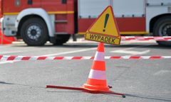 Warszawa. Kolizja k. ronda Wiatraczna. Auto uderzyło w tramwaj