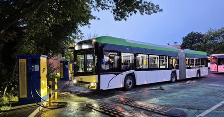 MZK Toruń testuje elektrycznego Solarisa. Nowoczesny autobus już wyjechał na ulice