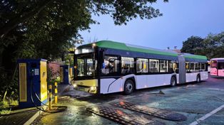 MZK Toruń testuje elektrycznego Solarisa. Nowoczesny autobus już wyjechał na ulice
