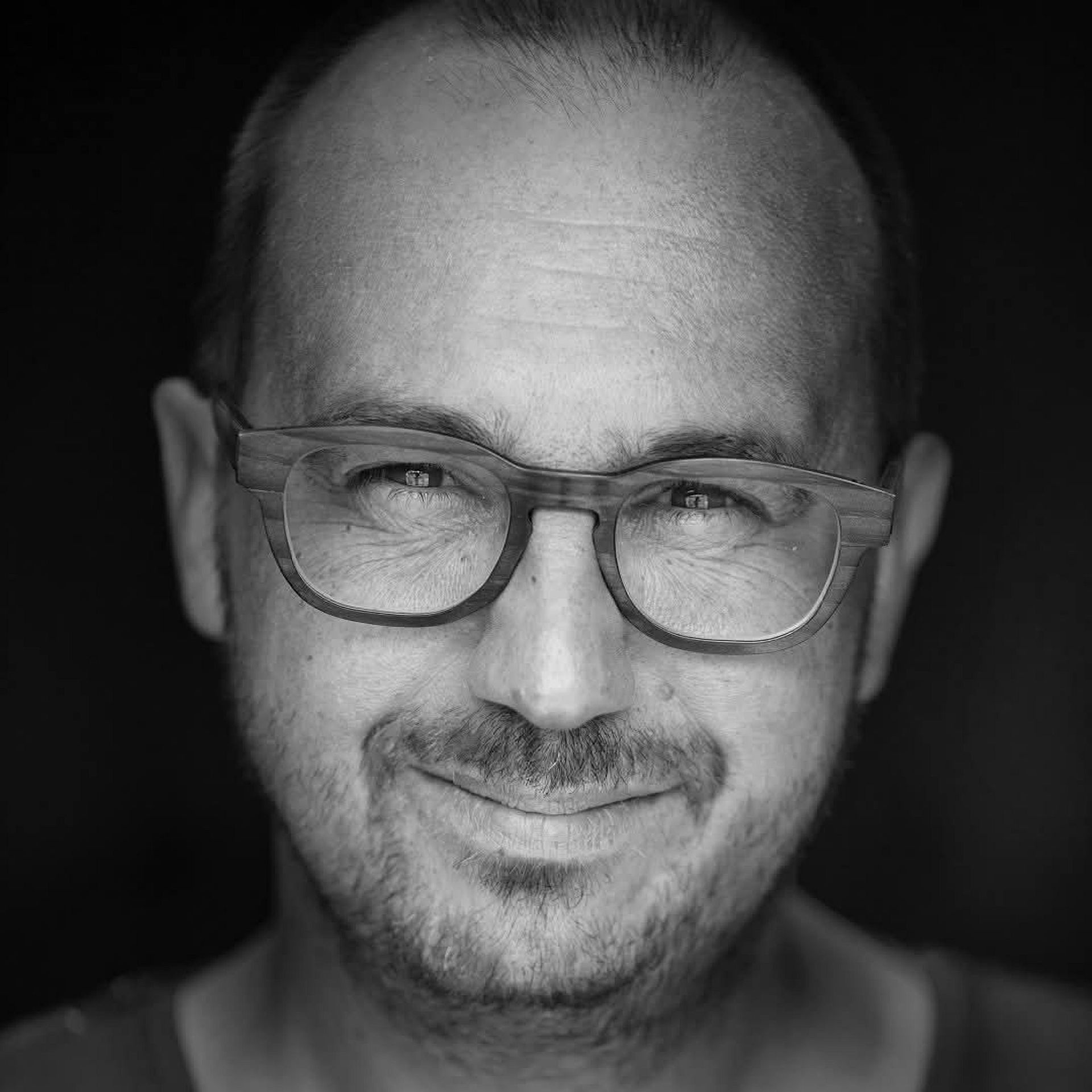 Martin Śliwa w "Vogue Polska". Wcześniej w "Rzeczpospolitej"