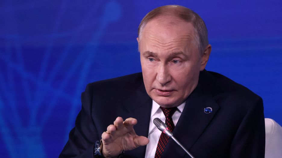 SOCHI, RUSSIA - NOVEMBER 07: (RUSSIA OUT) Russian President Vladimir Putin speaks during a plenary session of the Valdai Club on November 7, 2024 in Moscow, Russia. Putin visited an annual meeting of Russian and foreign analysts and political scientists. (Photo by Contributor/Getty Images)
