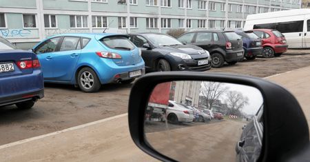30 km/h i nie więcej. W Warszawie mają powstać strefy ograniczenia prędkości