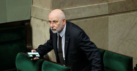 KRRiT odkłada decyzję ws. abonamentu RTV. Prawie pół mld zł w sądach