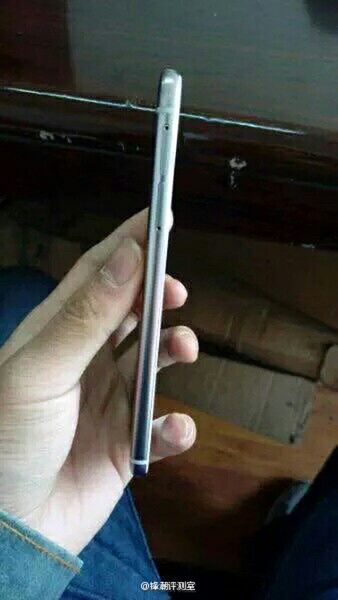 #wSkrócie: BlackBerry Priv na oficjalnych zdjęciach prasowych oraz Apple Music na Androida 8