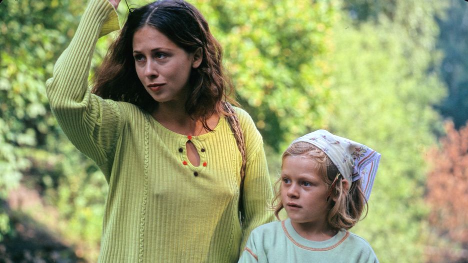 Jolanta Fraszynska z kilkuletniąNastazją.