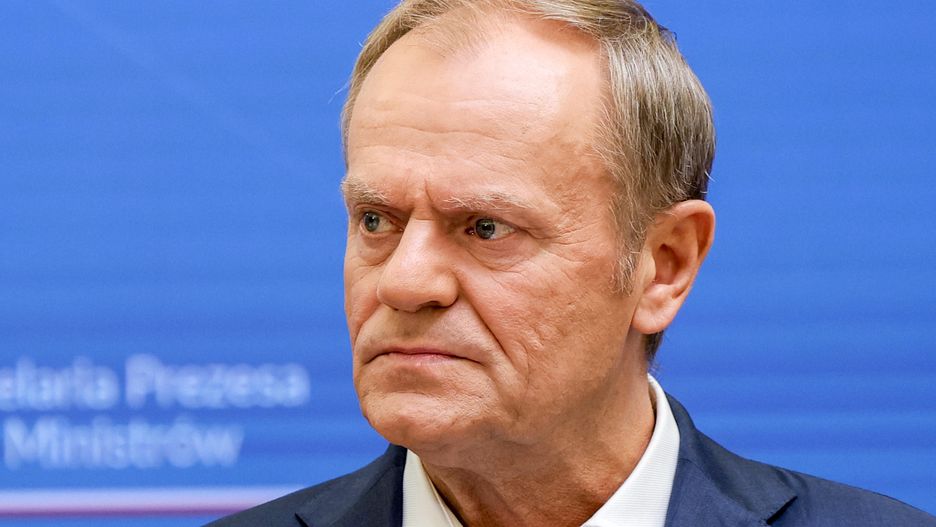 Donald Tusk
Pawe� Supernak
konferencja, KPRM, polityka, portret, prasowa, prezentacja sk�adu komisji, wp�ywy rosyjskie