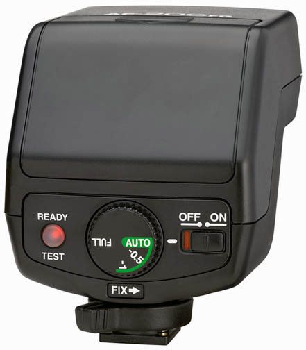 AF200FG - mała i prosta lampa błyskowa do Pentaksów 2