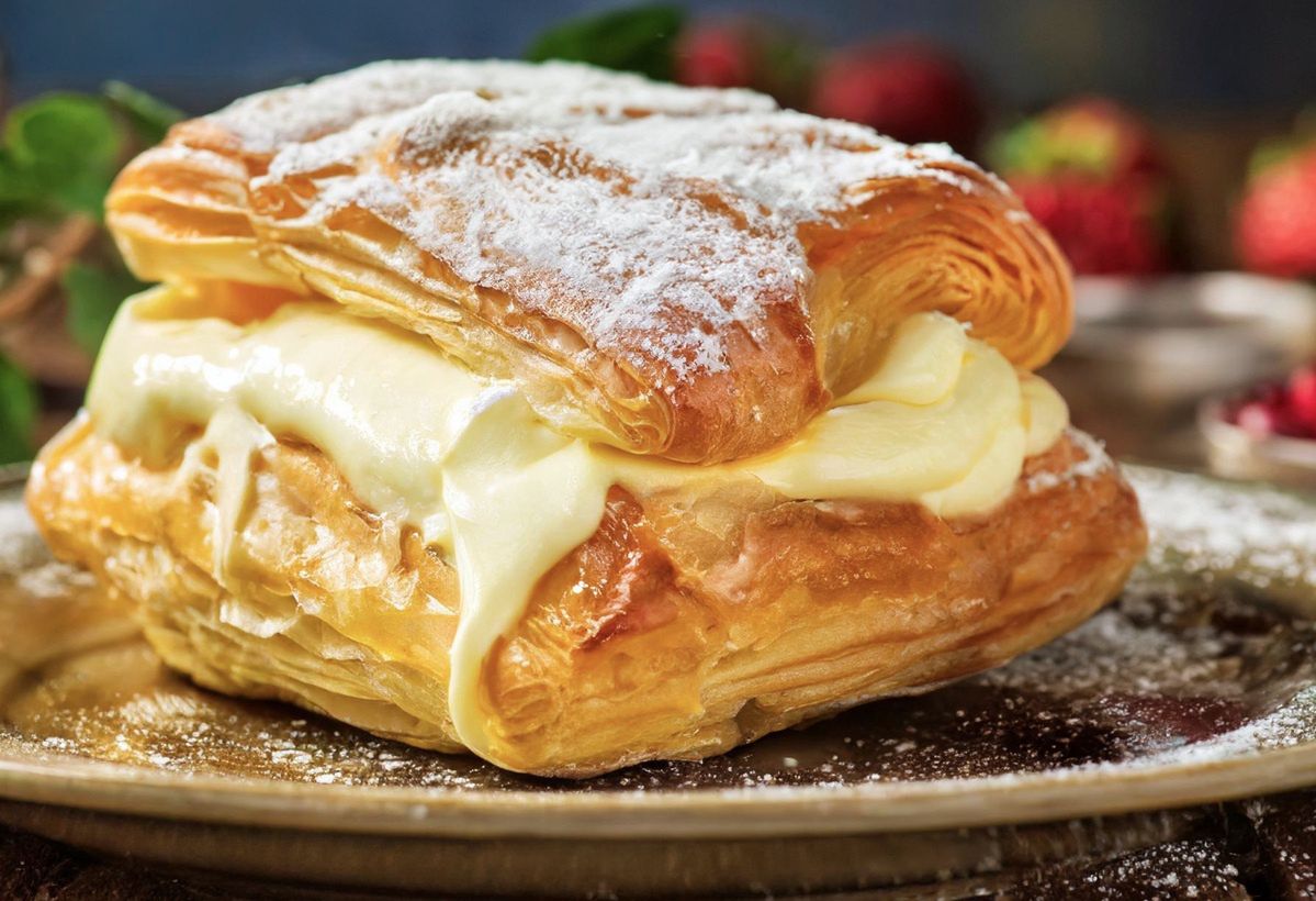 Quick cake with three ingredients
