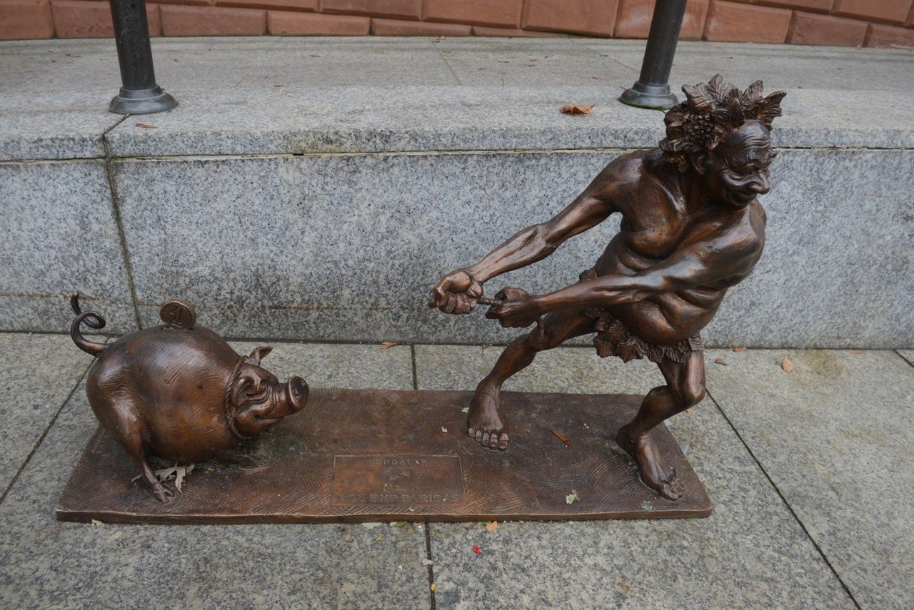 Światowy Dzień Oszczędzania przypomina: ważne nie tylko ile odkładamy, ale gdzie