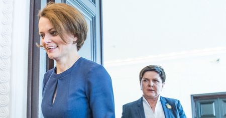 Wojna o bon turystyczny. Ciosy zamiast dyskusji [OPINIA]