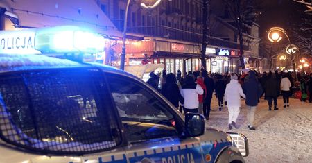 Szaleństwo w Zakopanem! Tłumy zaczęły tańczyć na Krupówkach