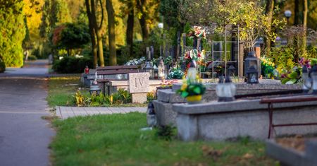 Mandat na cmentarzu? To możliwe. Kwoty idą w tysiące złotych