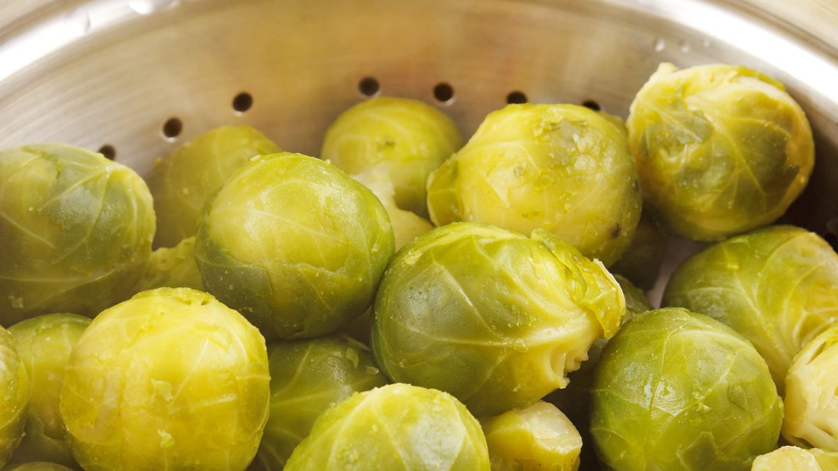 Jak ugotować brukselkę, żeby nie wyszła gorzka?