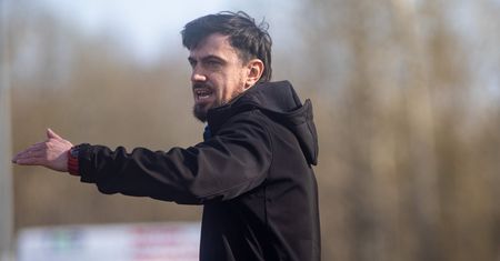Gryf Słupsk traci punkty i trenera po remisie ze Stolem Gniewino