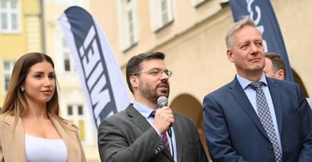 Tyszka dostał propozycję od PiS. W tle pieniądze z Funduszu Sprawiedliwości