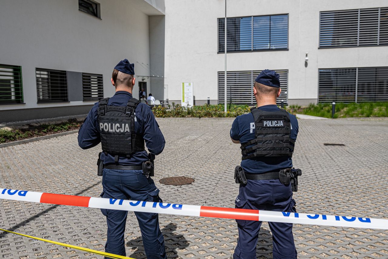 "Mówił, że wszczepił mu białaczkę". Co stało za atakiem na lekarza?