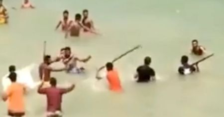 Bitwa na kije i krzesła. Upał na plaży robi swoje