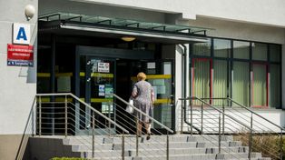 Seniorka wygrała z ZUS. Dostanie podwyżkę i wyrównanie. Czy inni wcześniejsi emeryci też skorzystają?