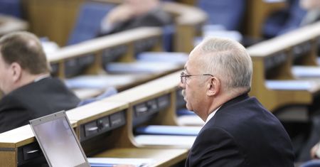 Instrukcje dla posłów w związku z cyberatakami. Porady są co najmniej kuriozalne