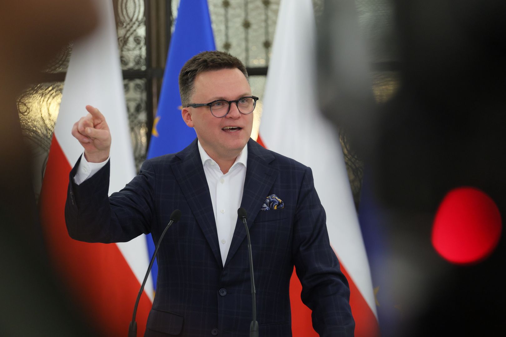 Warszawa, 23.11.2023. Marszałek Sejmu Szymon Hołownia podczas konferencji prasowej w Sejmie w Warszawie, 23 bm. (jm) PAP/Paweł Supernak