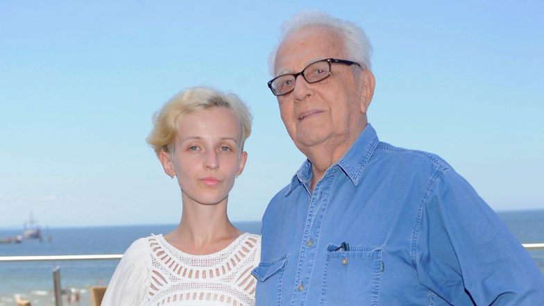 Kamila Łapicka nie została uwzględniona w testamencie starszego o 60 lat męża. Czym się dziś zajmuje wdowa po aktorze?