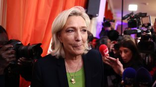 Sondażowa dominacja Le Pen. Liderka skrajnej prawicy mknie do II tury