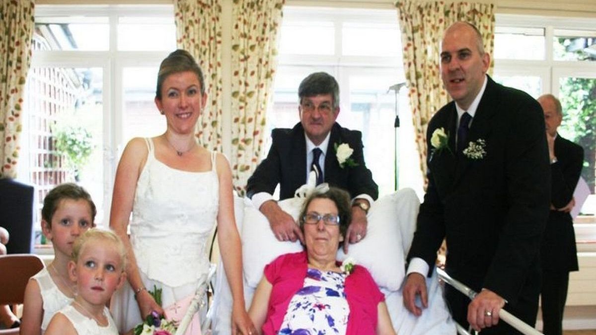 Zorganizowała ślub w 24 godziny. Wszystko dla umierającej mamy