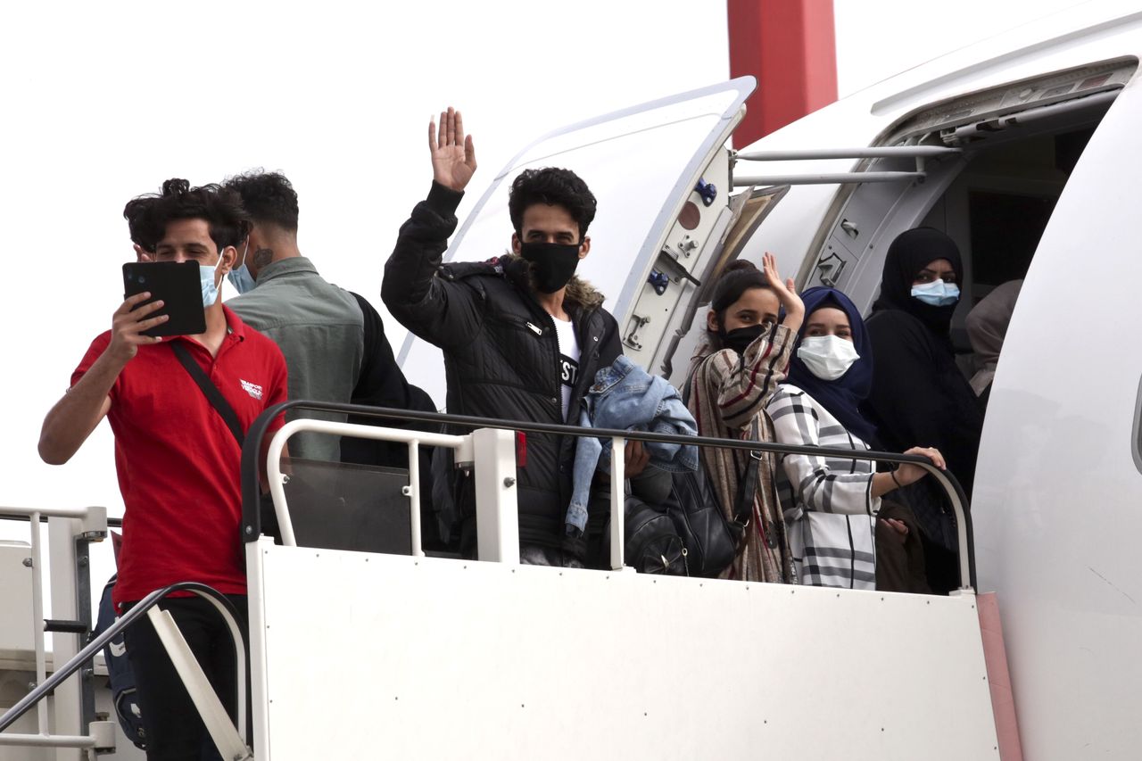 4,7 mln funtów dziennie na hotele dla migrantów. Kwota poruszyła Brytyjczyków
