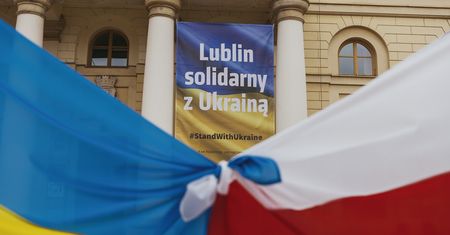 Lublin upamiętni 3. rocznicę inwazji na Ukrainę. Wspólne obchody i symboliczne gesty solidarności