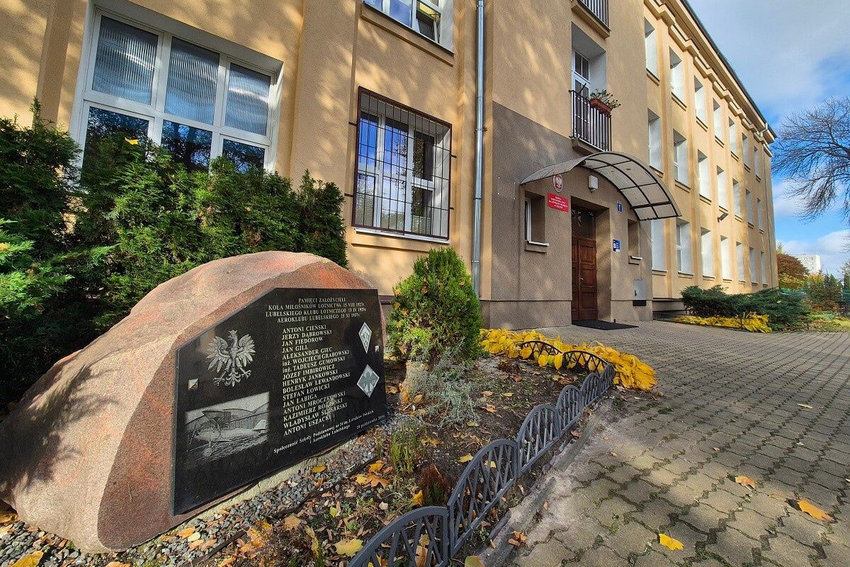 Szkoła Podstawowa nr 31 im. Lotników Polskich