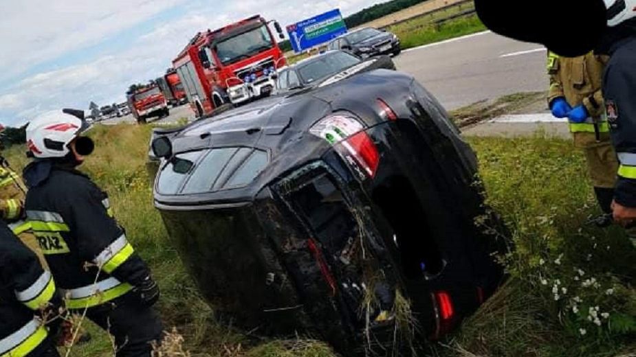Zgorzelec. Dachowanie na autostradzie A4. Winny pupil! 