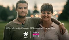 Rodzice osób nieheteronormatywnych w reklamie telekomu Spark (wideo)