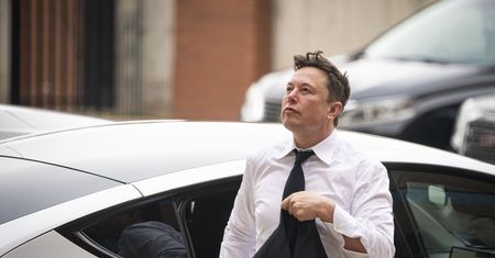 Musk traci klientów. To sygnał alarmowy dla Tesli