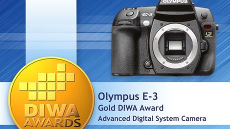 Olympus E-3 ze złotą nagrodą DIWA 1