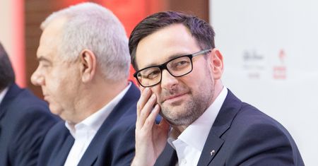 Stracili stanowiska, przestali płacić na PiS. Obajtek pozostał wierny