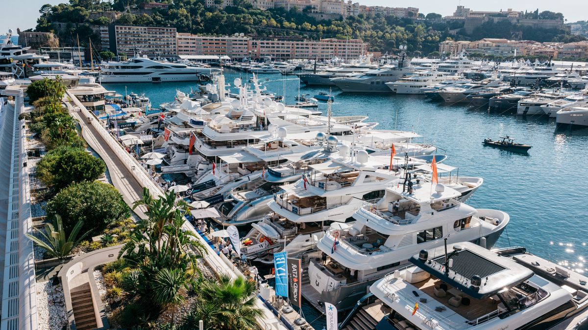 Monako jest kolejnym krajem - po Szwajcarii - który podjął historyczną decyzję, by objąć sankcjami Rosję. 