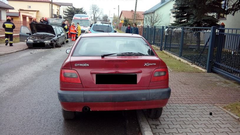 Poważna kolizja na ulicy Różanej w Ostrowcu Świętokrzyskim