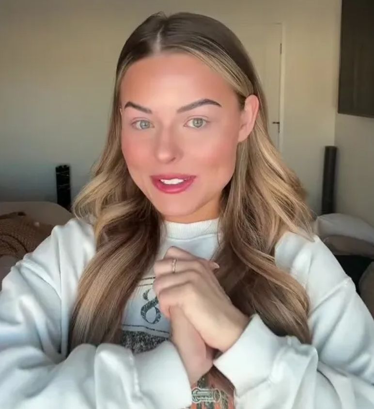 Nicole bez sztucznych rzęs