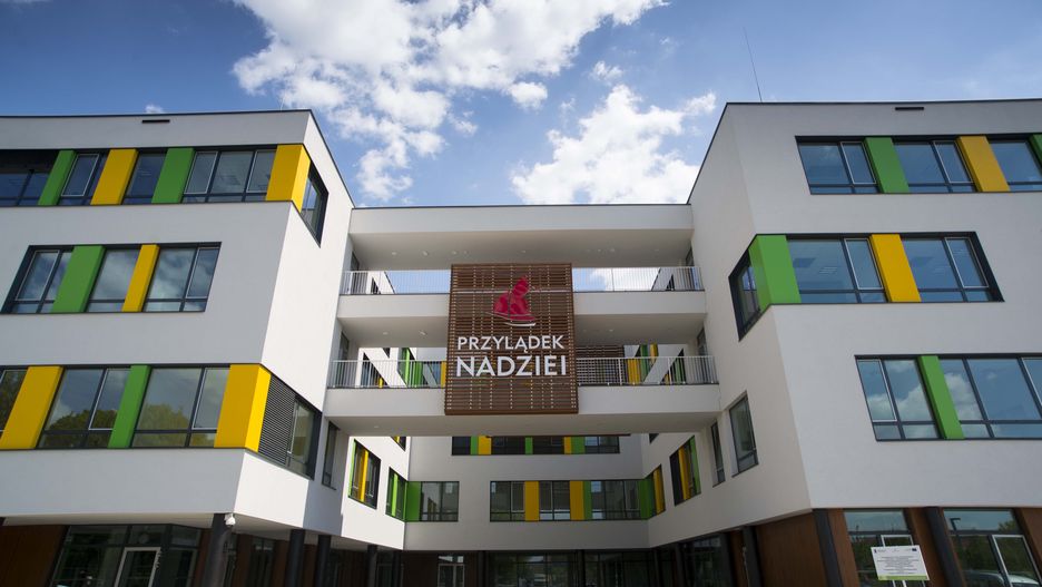 Koronawirus. LG Chem wsparł wrocławskie instytucje. Ofiarował sprzęt do walki z COVID-19