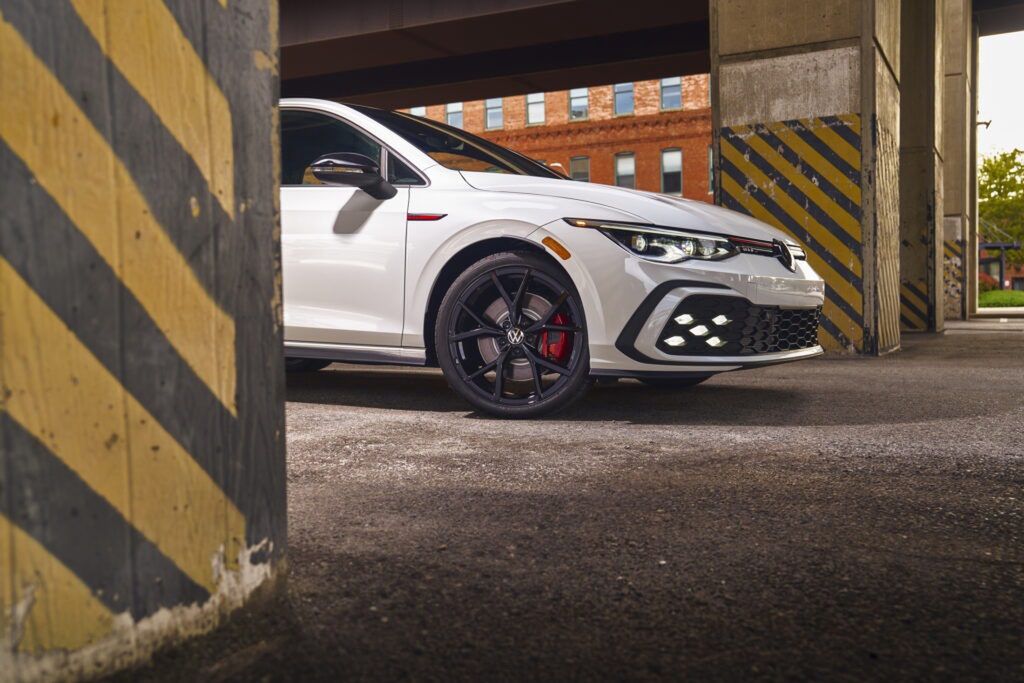 Volkswagen Golf GTI 380