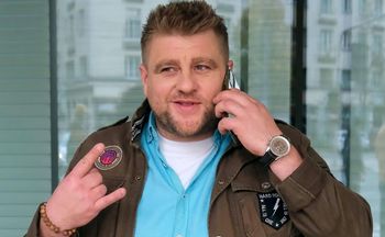 Nie zdążyli się pogodzić. Jego ojciec zmarł kilka minut przed rozmową