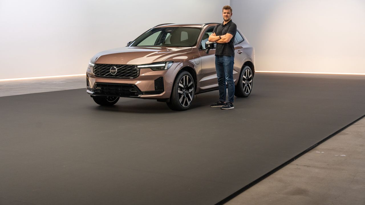 Premiera: Volvo XC60 po (trzecim) liftingu – nowy napęd nowym rozdaniem