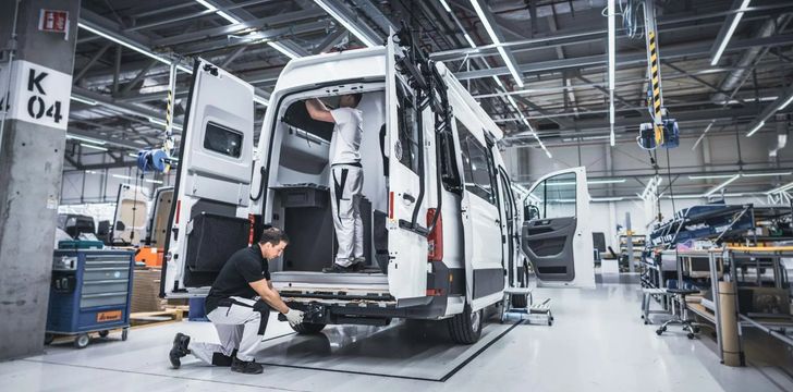 10 lat produkcji w Polsce i ceny od 140 tys. zł netto