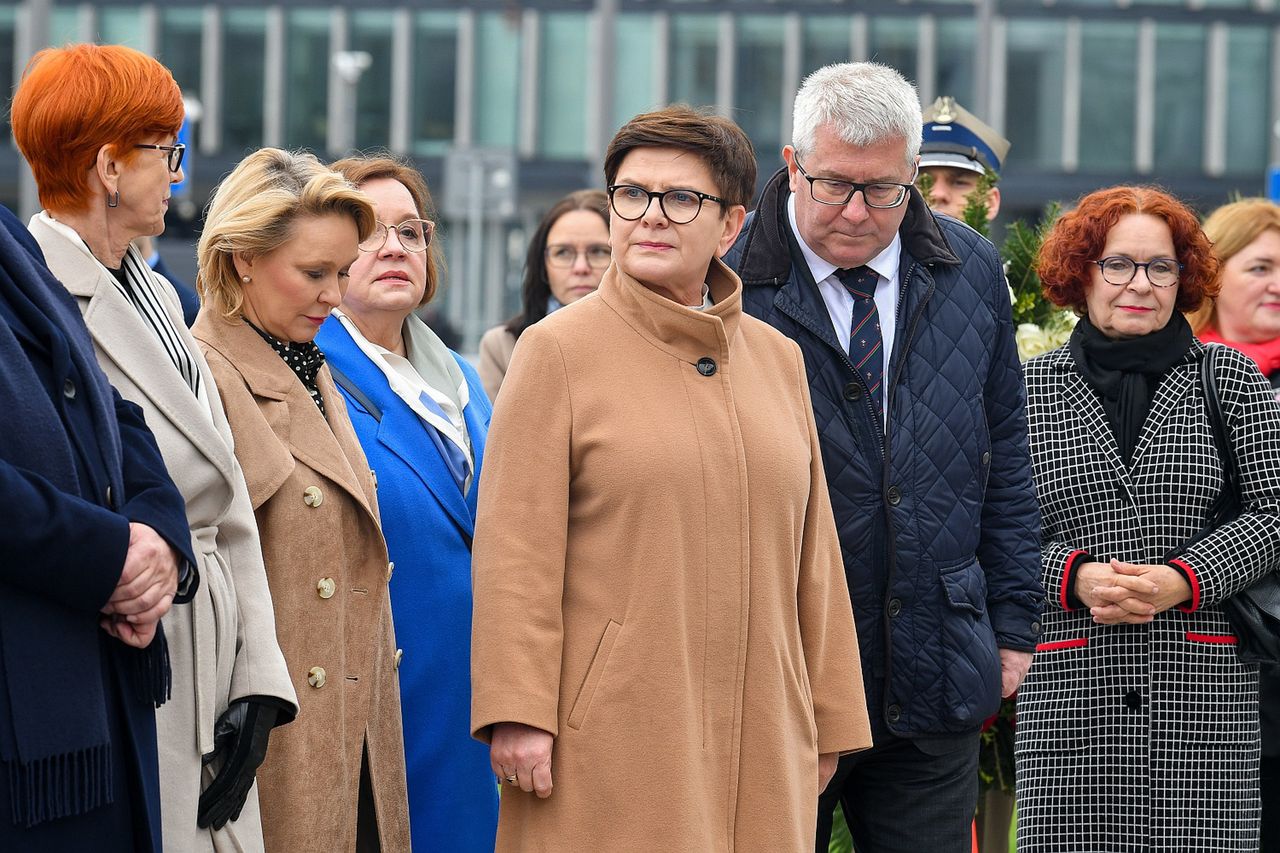 Beata Szydło i Ryszard Czarnecki podczas obchodów 13. rocznicy katastrofy smoleńskiej